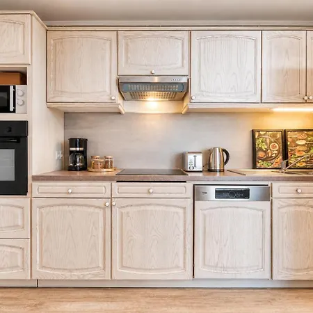Brick Loft - Ventilation & Fraicheur - Parking Gratuit - Ideal Familles - Proche Centre-ville Apartman *