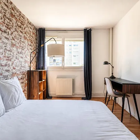 Brick Loft - Ventilation & Fraicheur - Parking Gratuit - Ideal Familles - Proche Centre-ville *